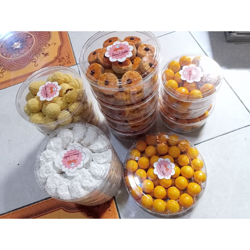 

Paket Hampers Kue Kering Lebaran (isi 4 kue kering 250g)