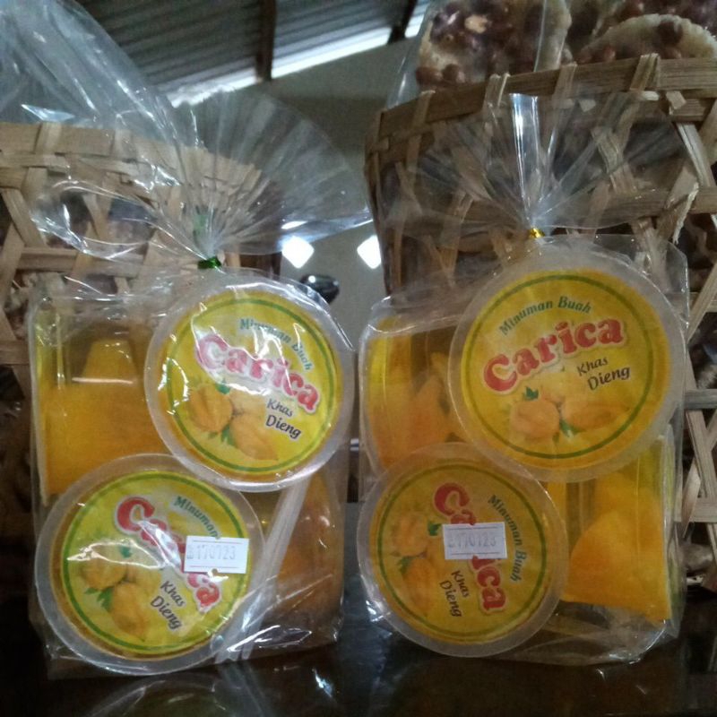 

Carica/ manisan Carica/sirup Carica/ Carica dieng