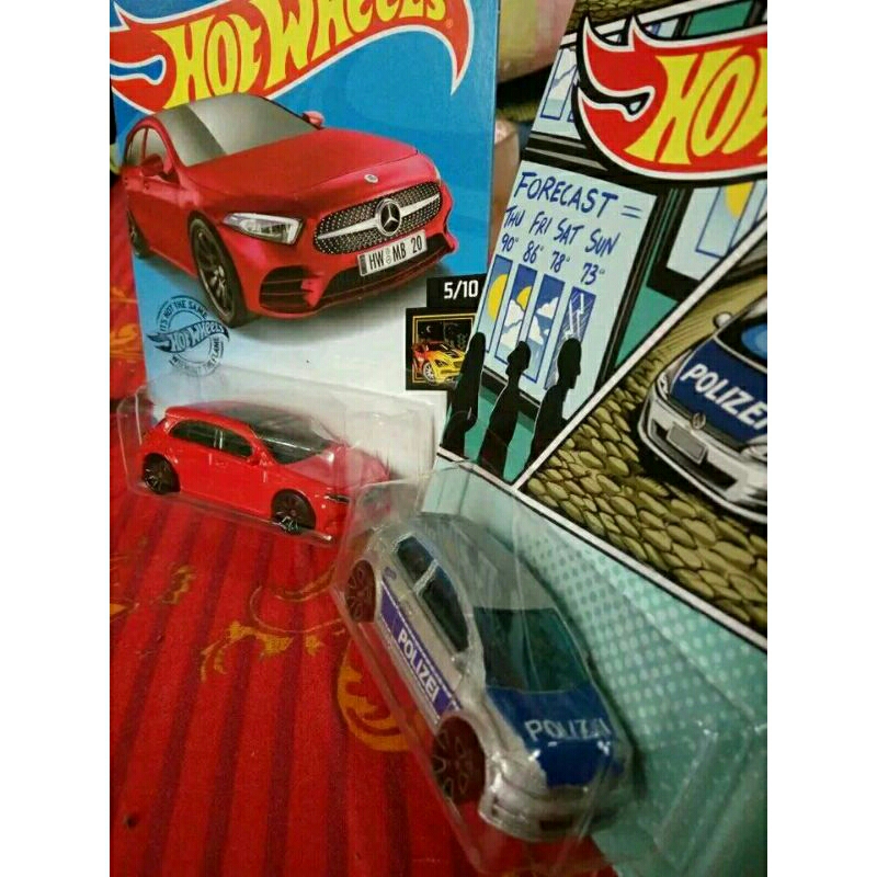 Hot Wheels Polizei Volkswagen Golf mk7