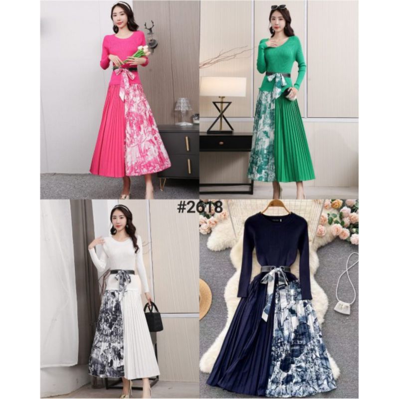 Midi Dress Rajut Plisket Bunga