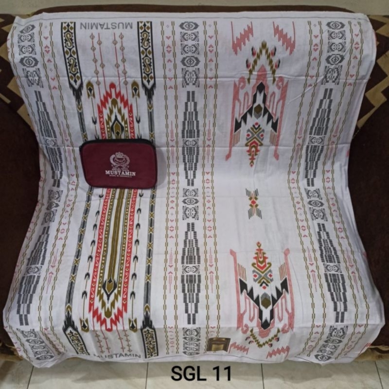 Sarung Mustamin Motif SGL TR