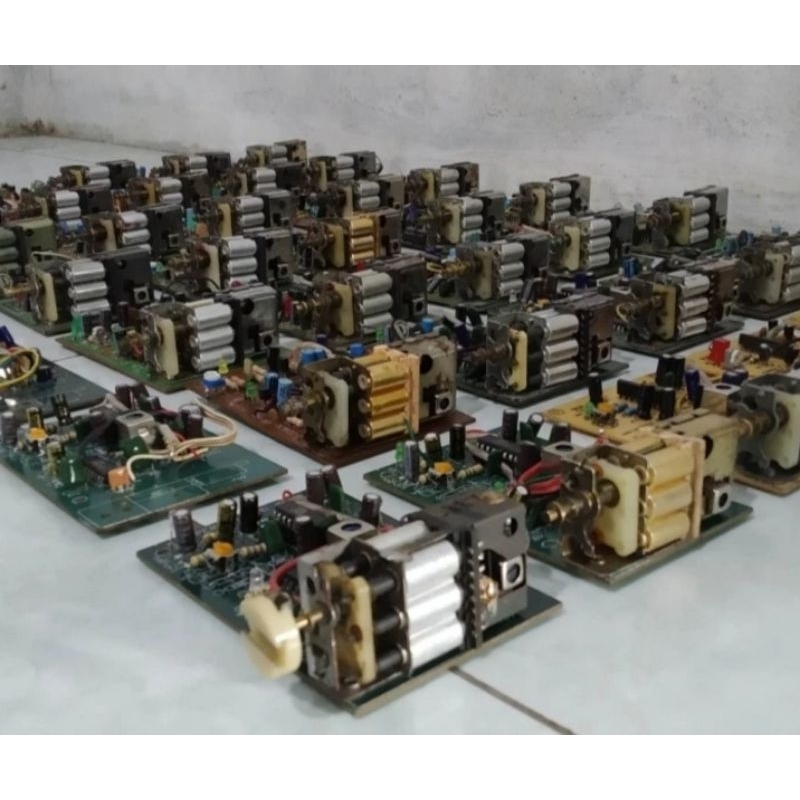 KIT RADIO TUNER FM STEREO