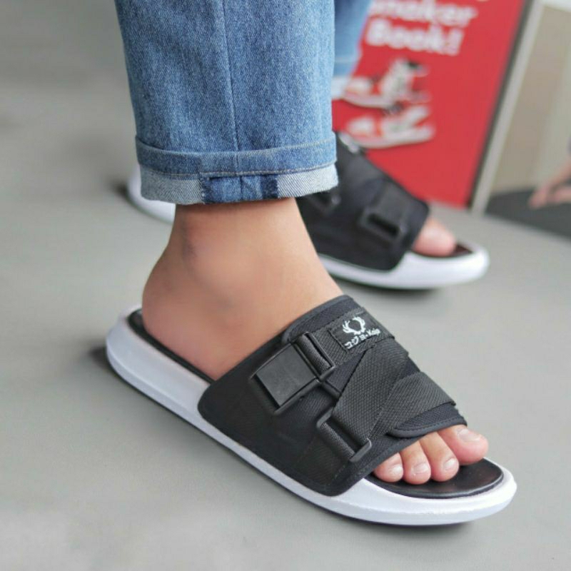 PNDMCS1 Sandal Slide Casual Pria Dewasa Sendal Kekinian Keren Original Distro