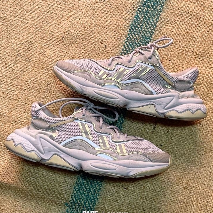 ADIDAS OZWEEGO
