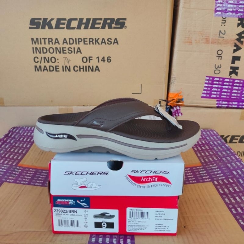 Skechers Go Walk Arch Fit Sandal Surfacer Brown 229022/BRN Sendal Pria Original