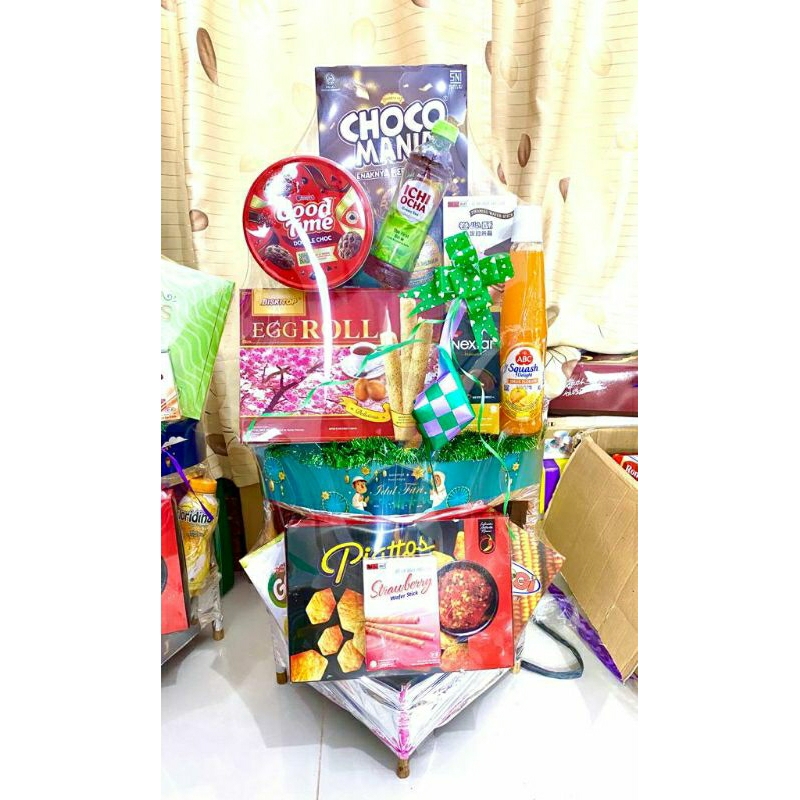 

parcel Snack lebaran natal tahun baru Imlek Mubarak