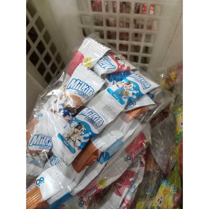 

PERMEN MILKITA 100 1 PAK ISI 30 PCS