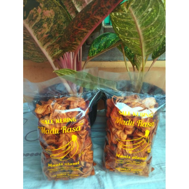 

snack kripik keripik cemilan camilan sale pisang kering manis original kiloan grosir murah renyah enak original khas wonosobo