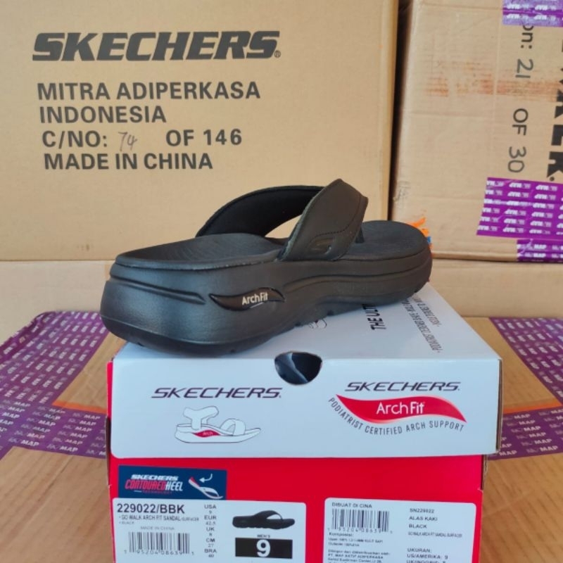 Skechers Go Walk Arch Fit Sandal Surfacer 229022/BBK Black Sendal Pria Original