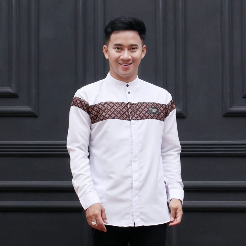 Baju Koko Pria Dewasa Lengan Panjang Motif Kobata Qynang Kombinasi Batik Terbaru