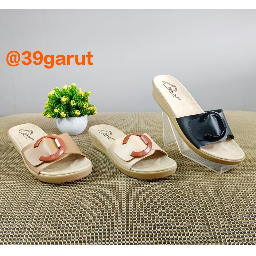 SANDAL WANITA BELMONT 821