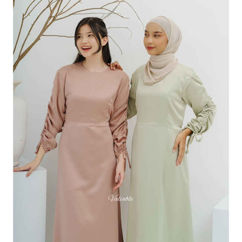 Khalisa Drawstring Satin Maxy Dress Valiable