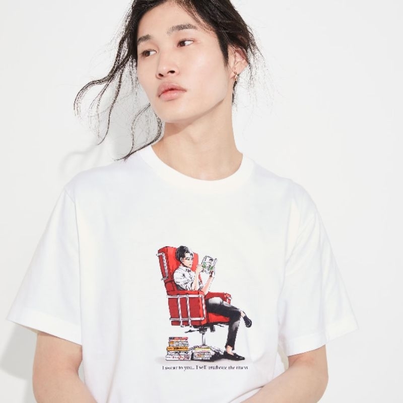 T-SHIRT UNIQLO X ATTACK ON TITAN | Levi Ackerman | Attack on Titan UT (Short-Sleeve Graphic T-shirt)
