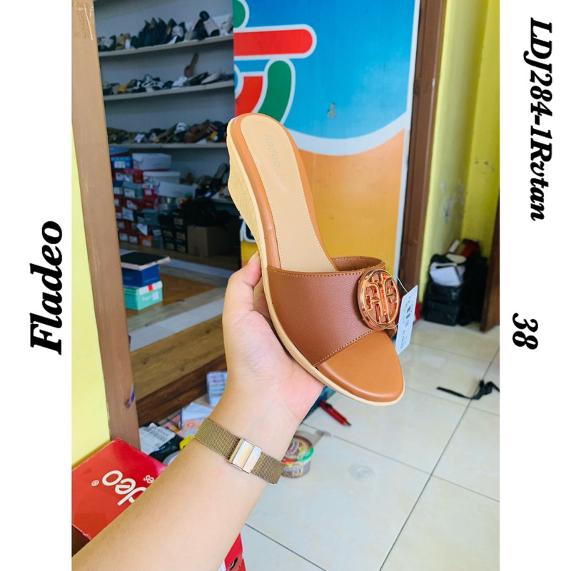 sandal cewek fladeo cakep