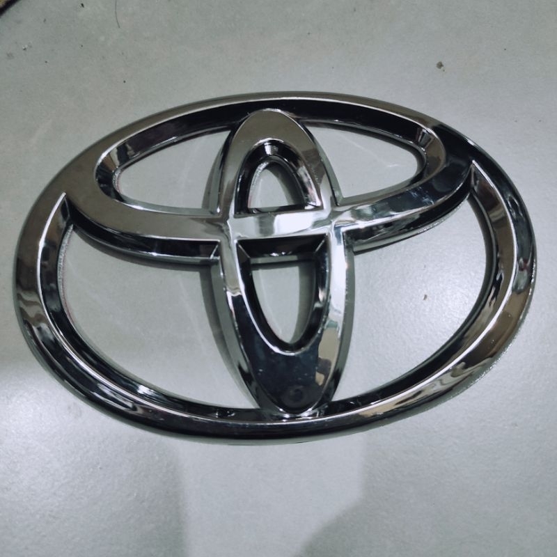 lambang emblem logo bumper grill gril grille depan / belakang semua mobil toyota 12 cm 13 cm 14 cm 15 cm avanza calya rush inova innova fortuner reborn ribon agya tempel chrome CROME