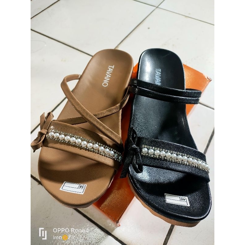 sendal tavano cewek
