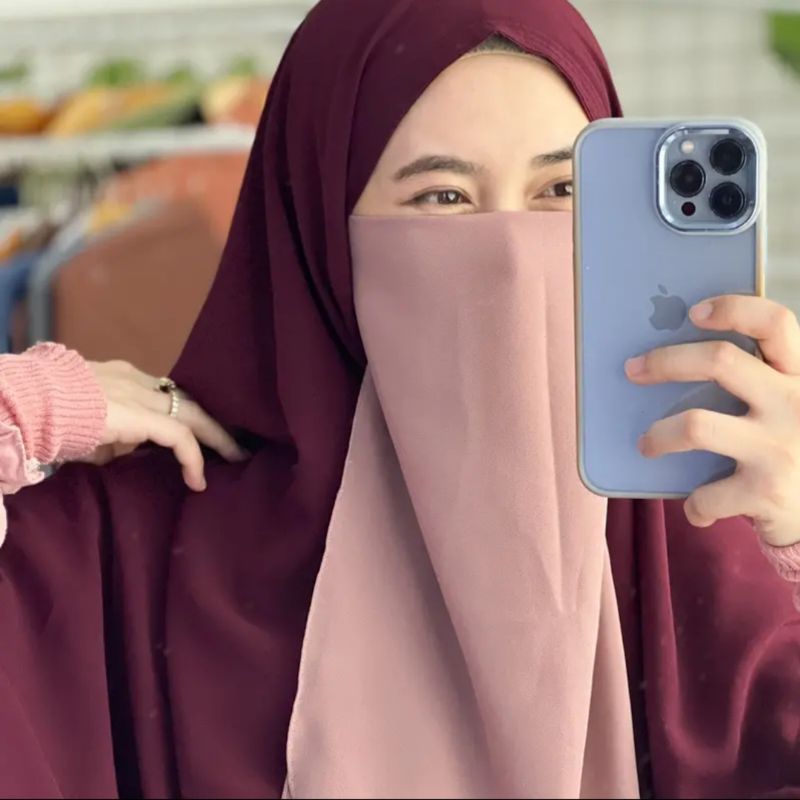 [PRELOVED] FRENCH KHIMAR YOORA SARAH