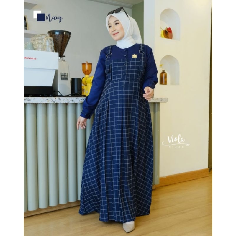 Naura Viola Hijab dress overall look motif gamis kotak kotak keluaran terbaru wanita