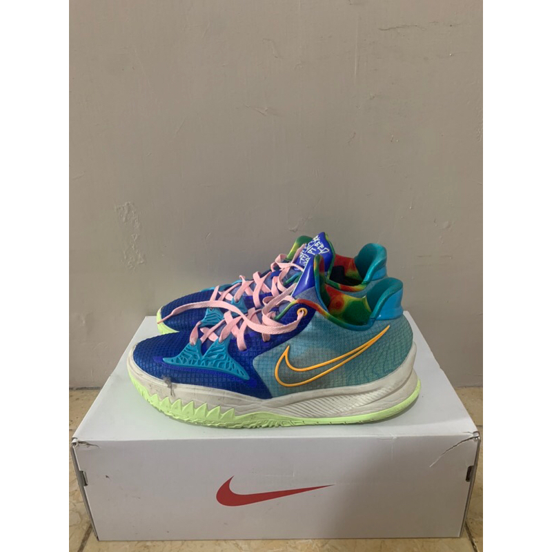 Nike Kyrie Low 4 EP