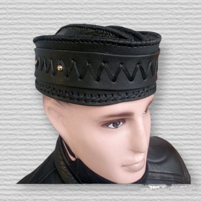 Peci songkok kopiah kulit sapi perlengkapan ibadah sholat pria kulit asli