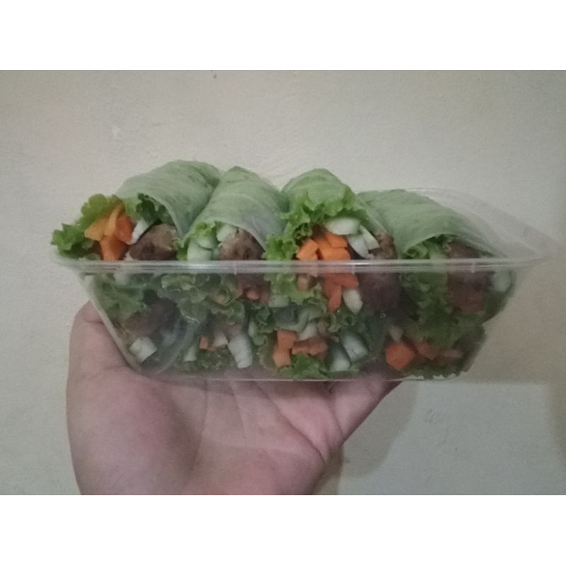 

salad roll Vietnam isian beef 8 roll (besar)