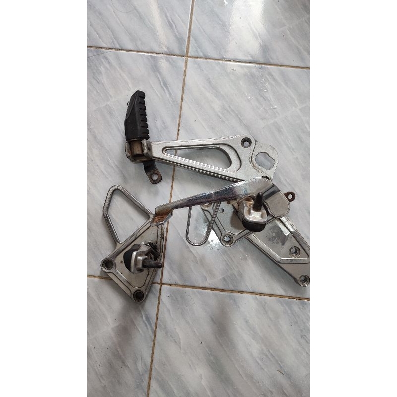 step depan belakang ninja r original