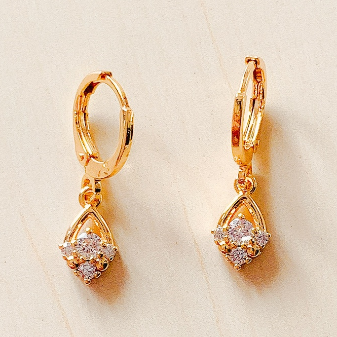 Anting Wanita / Giwang Wanita Rintik Es Kristal ZIrconia Gold