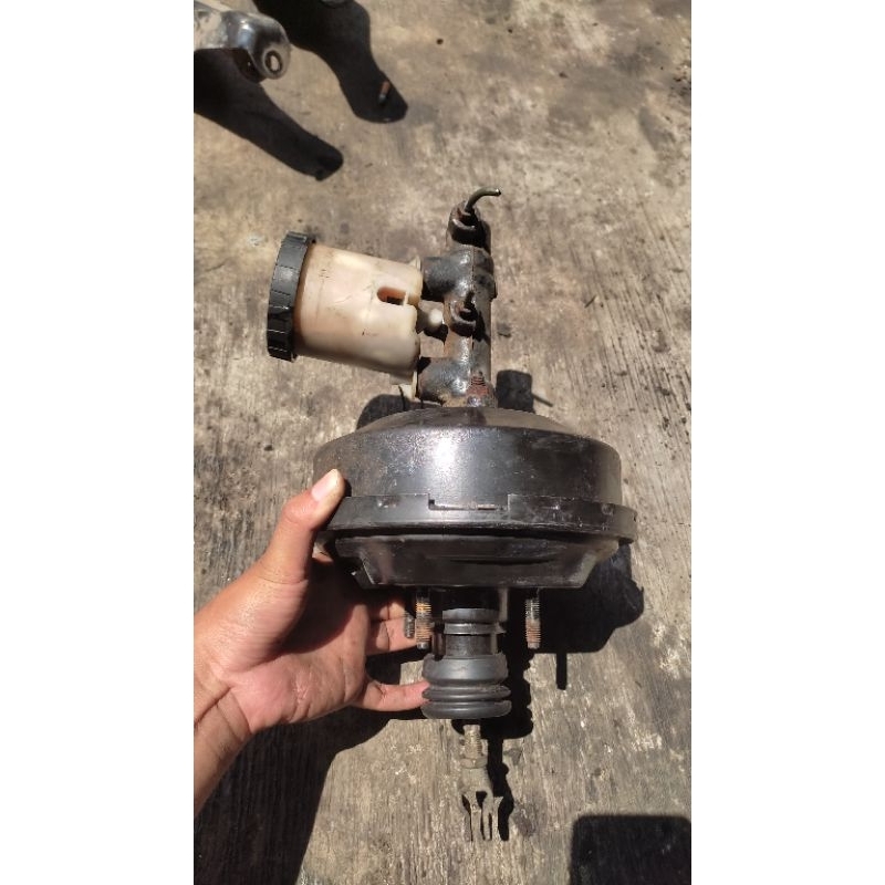 Boster rem ford laser original