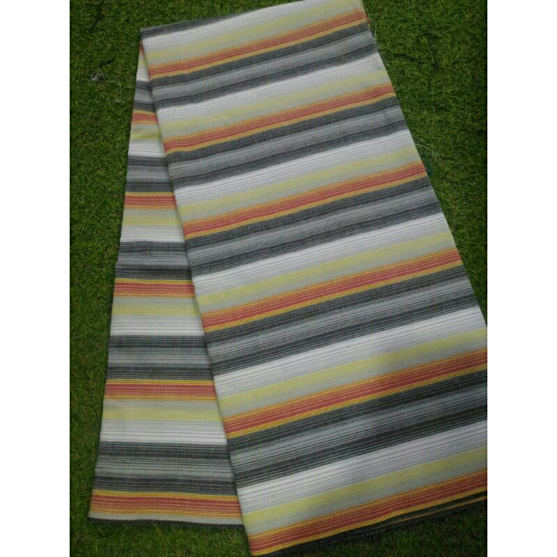 KAIN TENUN LURIK JAWA TENGAH