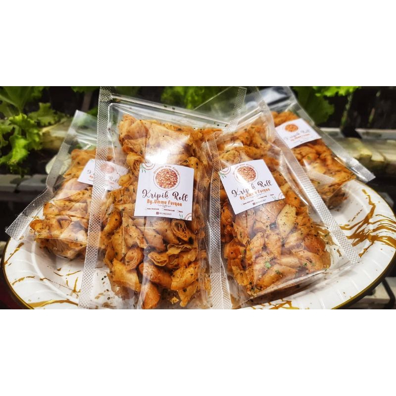 

kripik roll 1 kg