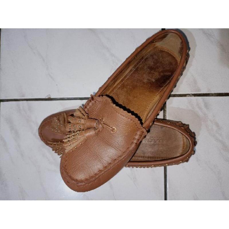 flat shoes coach preloved