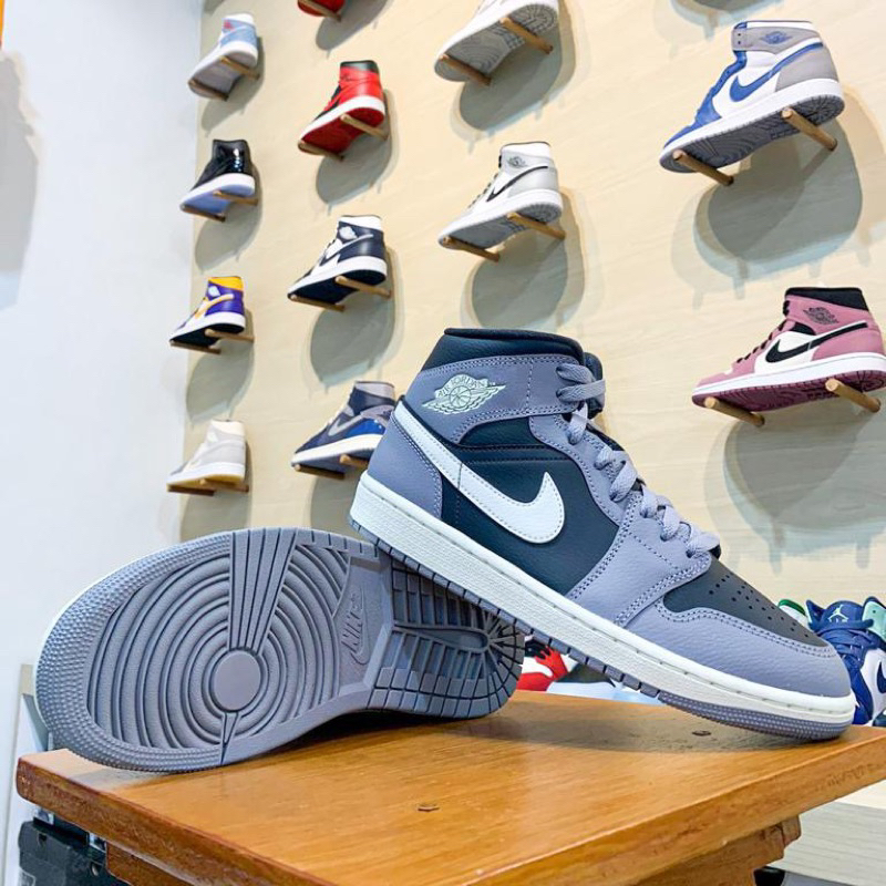 Air Jordan 1 Mid Cement Grey Original