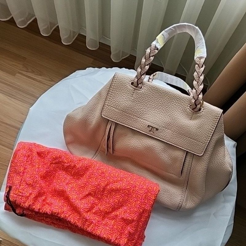 TB Halfmoon Preloved