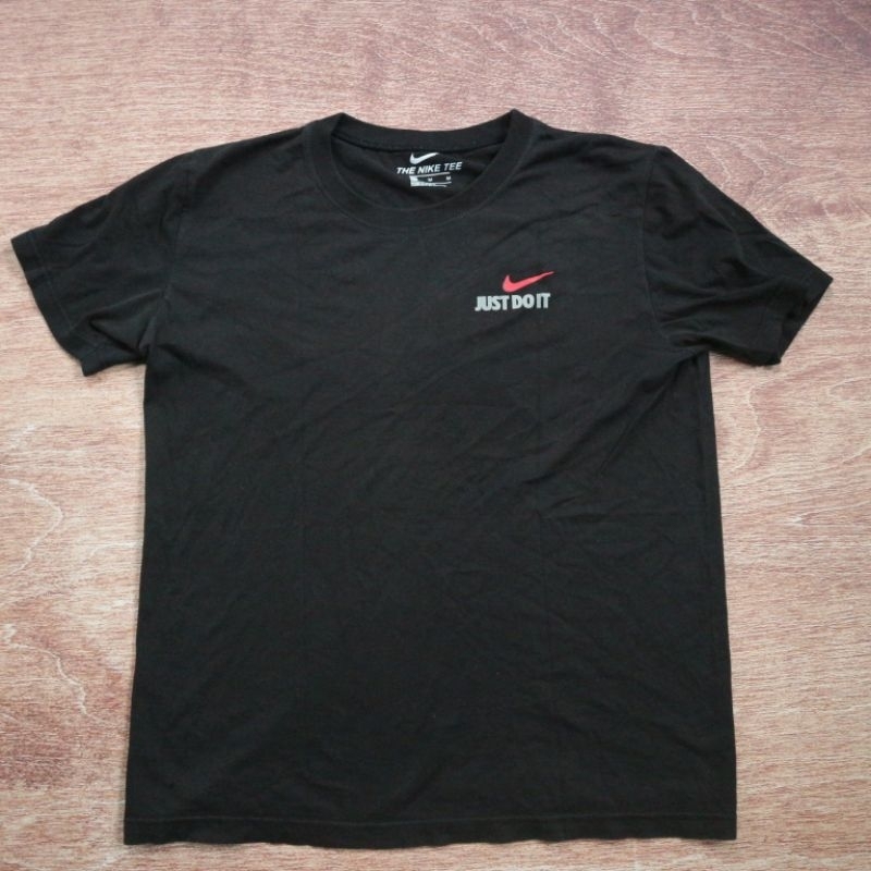 Kaos Polos Hitam Nike