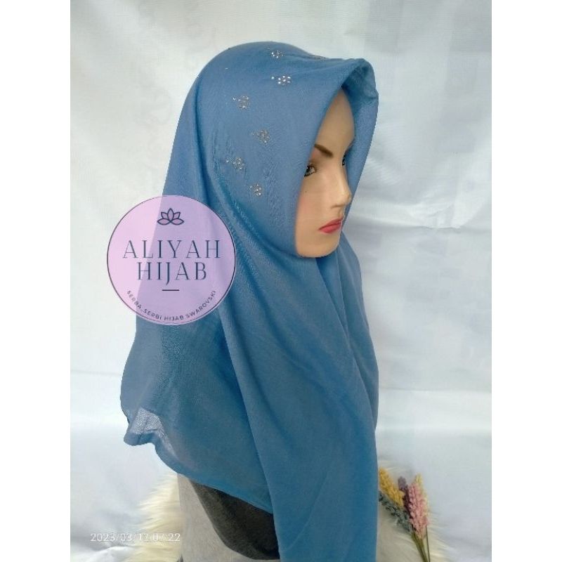 HIJAB SEGIEMPAT REDROSE/VARISHA SWAROVSKI MOTIF BUNGA