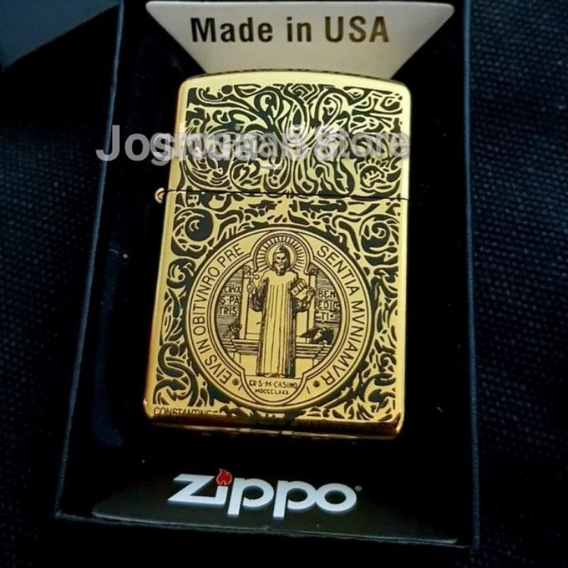Zippo Korek Api Lighter Constantine Benedict Gold