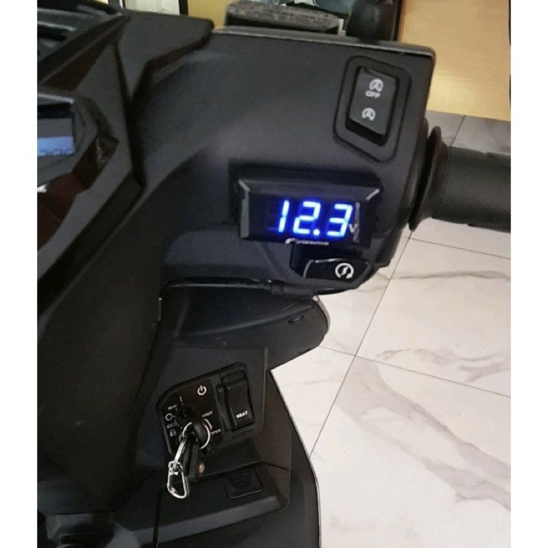 Voltmeter Digital Voltmeter Aki Pengukur Daya Aki Voltmeter Waterproof Anti Air Universal Untuk Semua Kendaraan