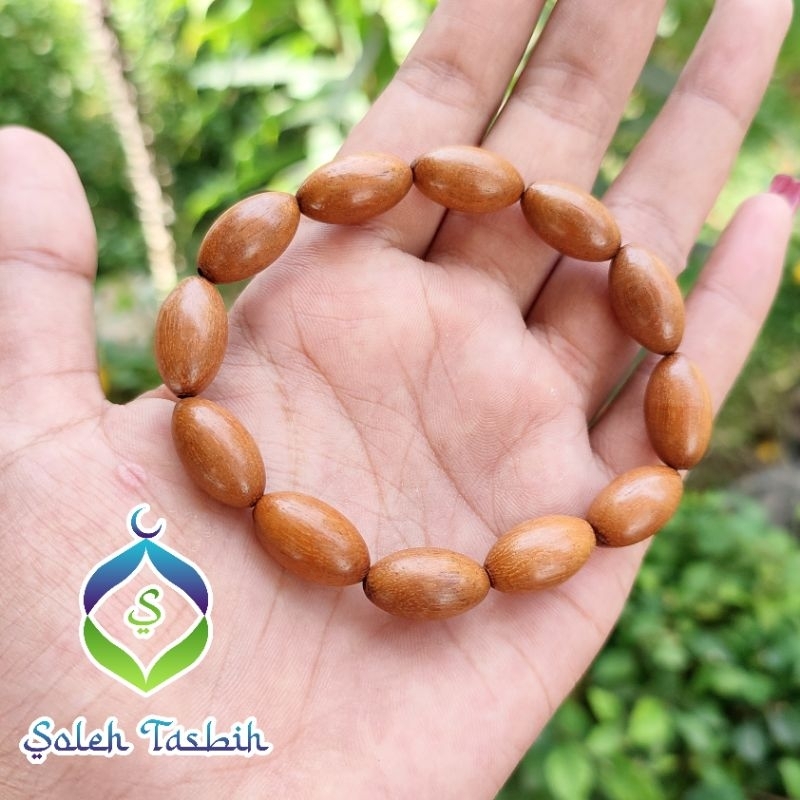 Gelang Kayu Ulin Motif Oval, Size 10x18mm