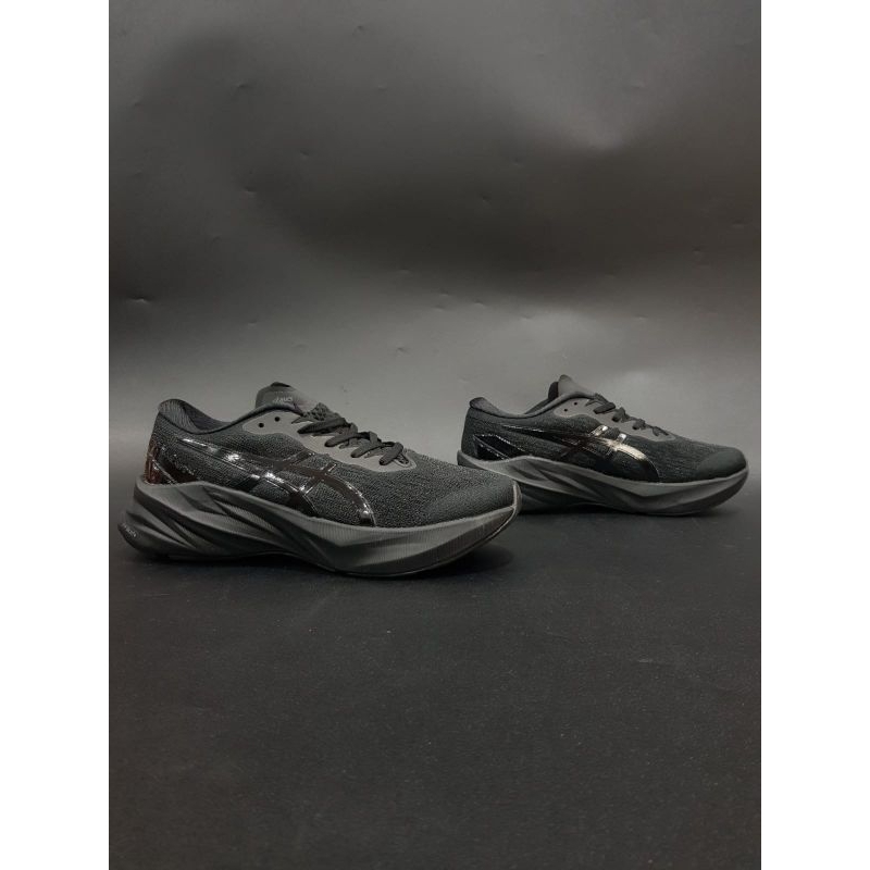 sepatu runing nova blast3