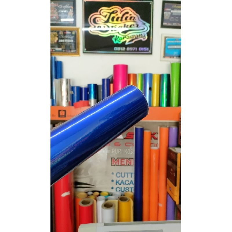 SKOTLET MOTOR BIRU CANDY GLOSSY DEREK