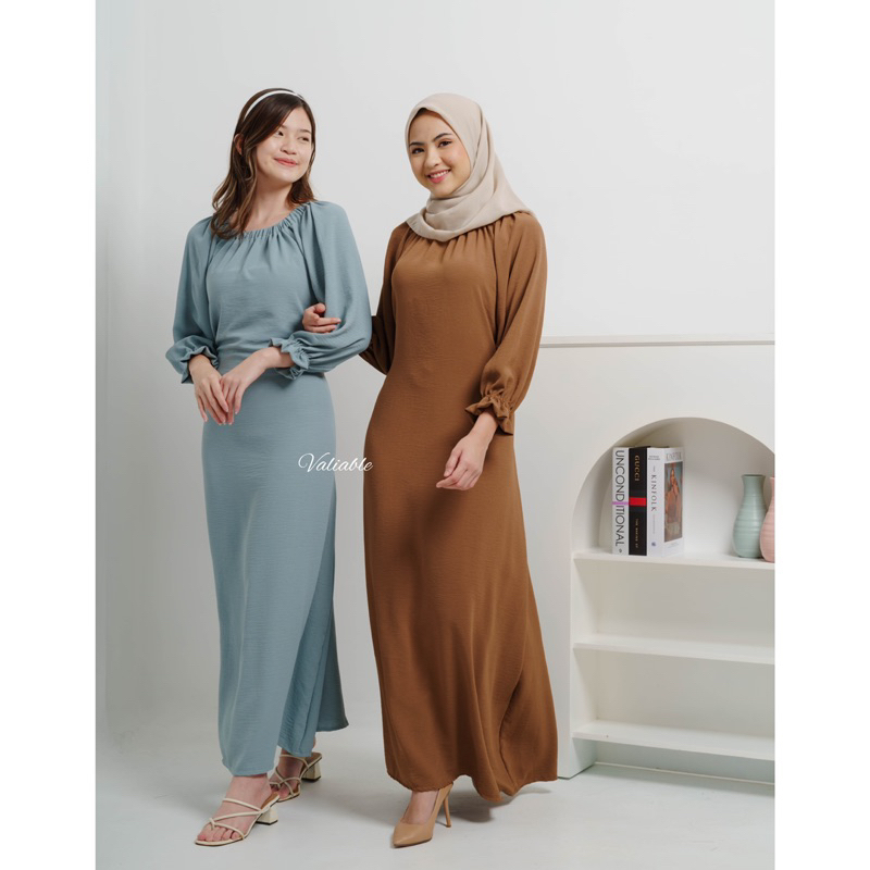 Eliza Maxy Dress Valiable