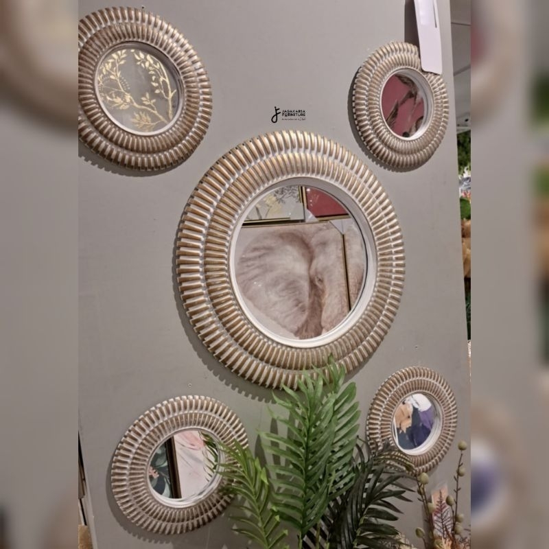 Hiasan Dinding Set 5 Pcs Informa