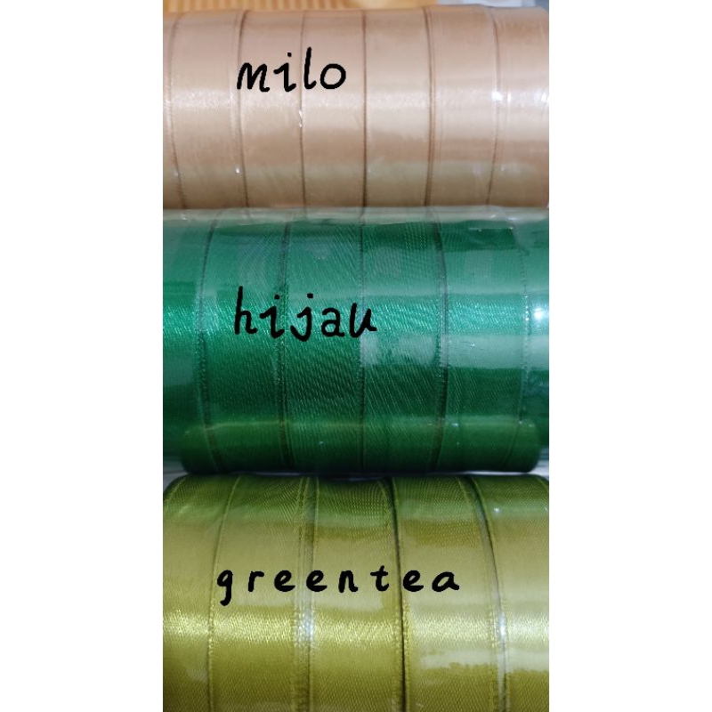 Pita satin 2 cm polos dan Lis emas per rol  20 yard