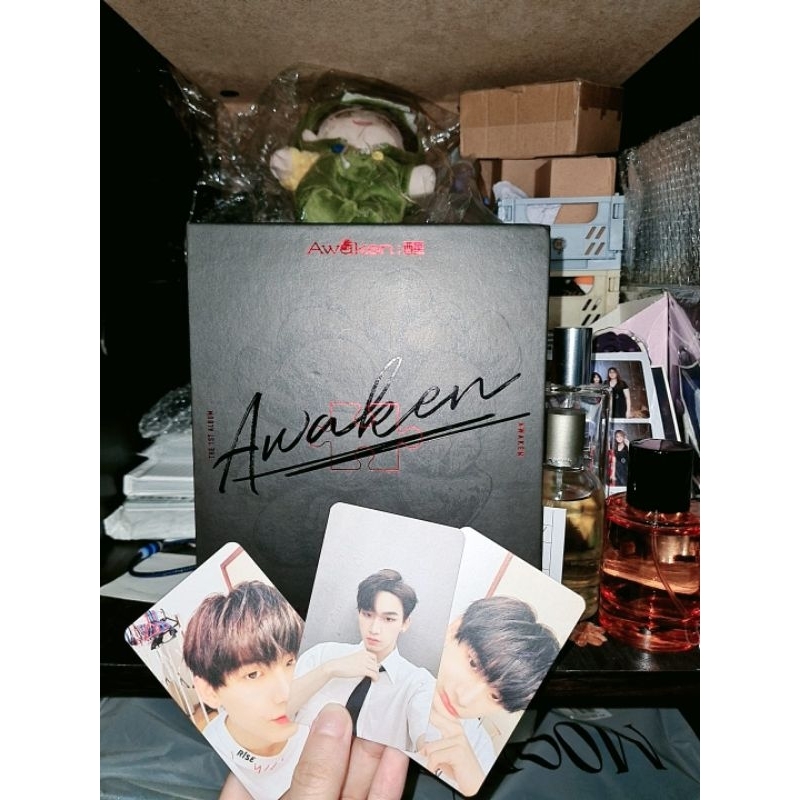 FREE YC BDAY PROJECT PC - Yaochen 1st Physical Album General Edition: Awaken - R1SE