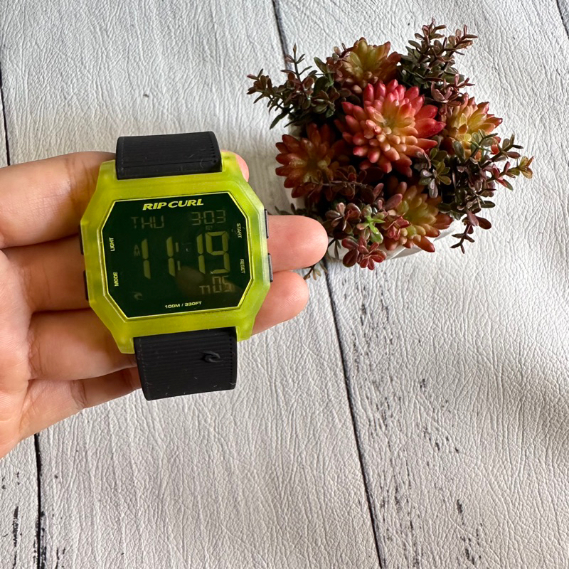 RIPCURL jam tangan ATOM rubber hitam hijau lime NEW ORIGINAL 100%