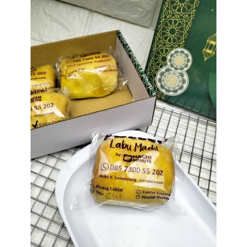 

jajanan | camilan | oleh oleh | roti hajatan | kue hampers | kue lebaran |