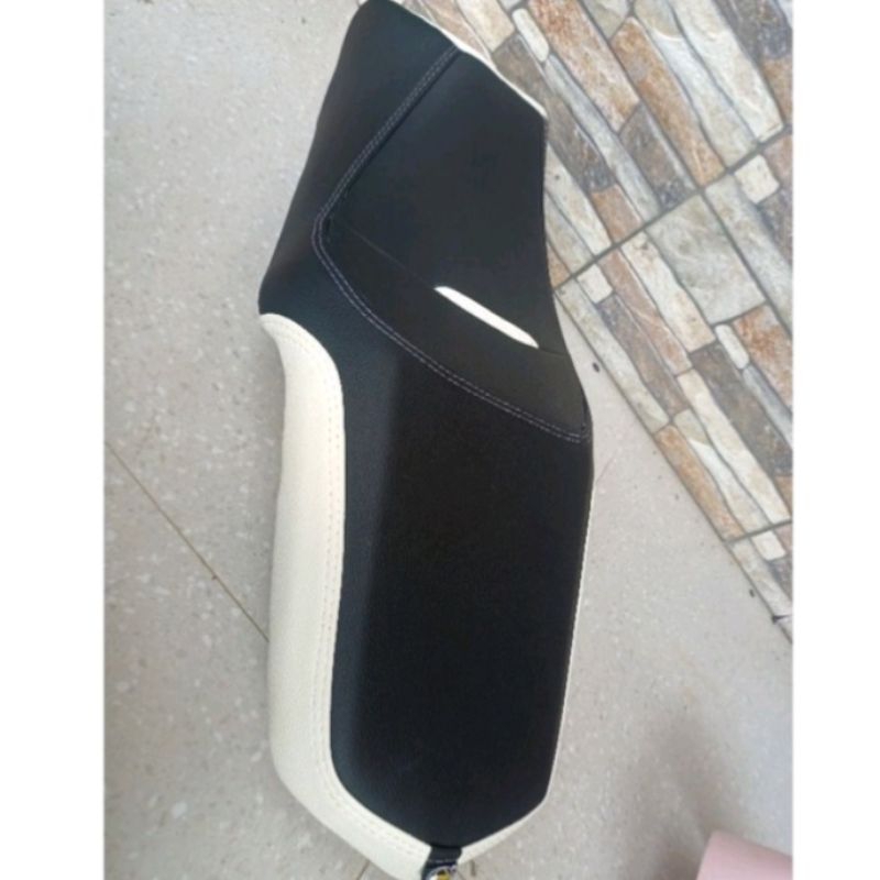 Jok Motor Custom New Vixion & Vixion Old Bahan MBtech Modifikasi
