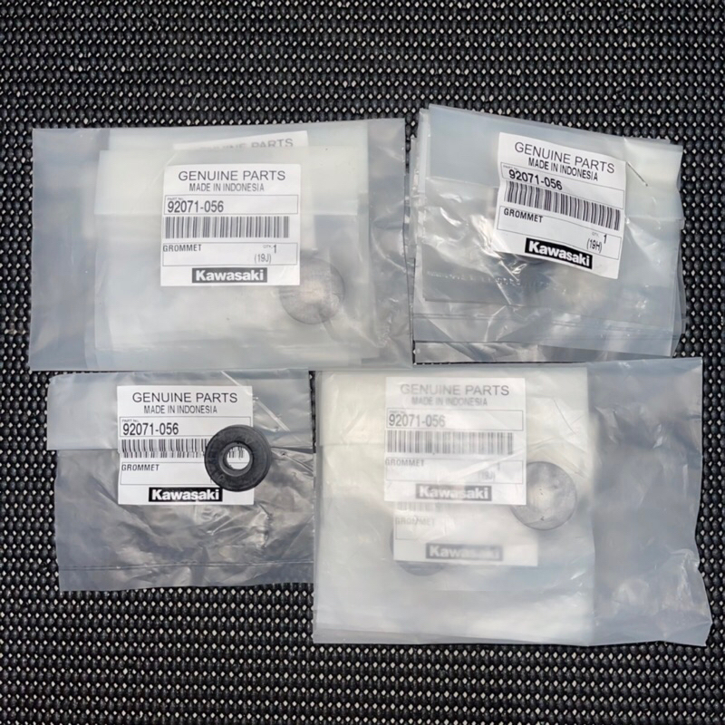 GROMMET TANGKI KODE 92071-056,KARET TANGKI SAMBUNGAN KE BODY,NINJA.