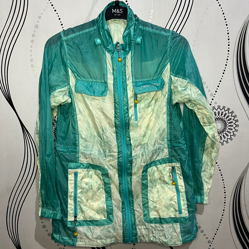 Thirft Jaket Running Merk Ternua Warna Hijau Tosca Jgn Lupa Baca Deskripsi | Preloved | Second Murah