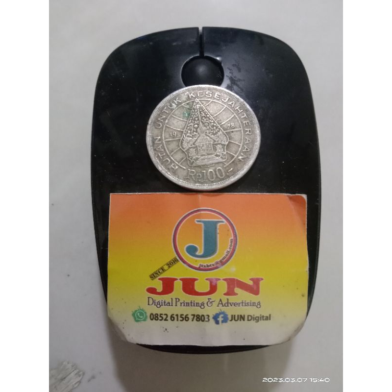 Koin 100 wayang tahun 1978